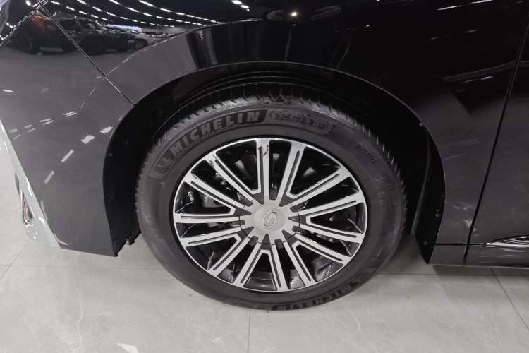 Used GAC Trumpchi M8 2021 Lingxiu Series 390T Supreme Wellness Edition Exterior 7