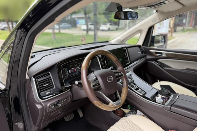 Used GAC Trumpchi M8 2021 Lingxiu Series 390T Luxury Edition Exterior 9