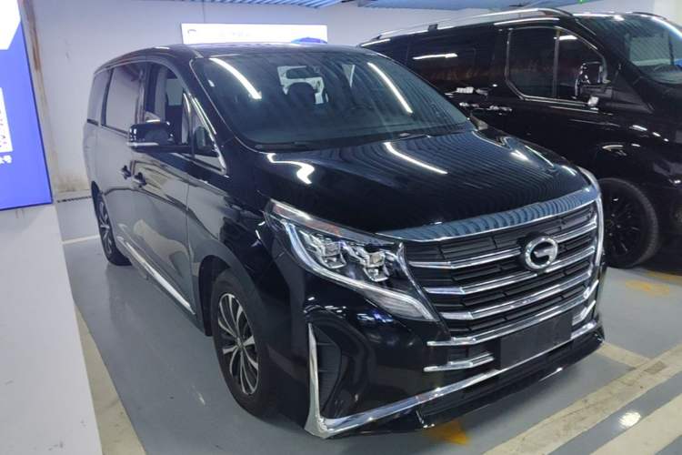 Used GAC Trumpchi M8 2021 Lingxiu Series 390T Deluxe Edition Front Right 45 Deg