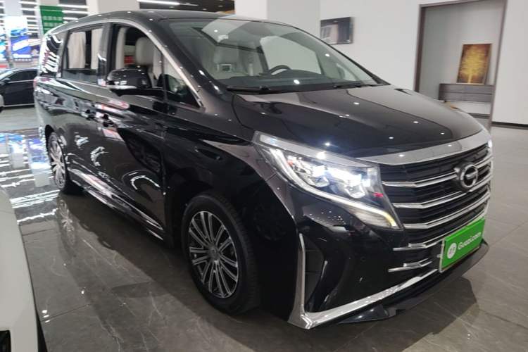 Used GAC Trumpchi M8 2021 Lingxiu Series 390T Ultimate Edition Front Right 45 Deg