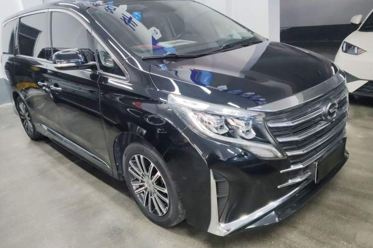 Used GAC Trumpchi M8 2021 Lingxiu Series 390T Deluxe Edition Front Right 45 Deg