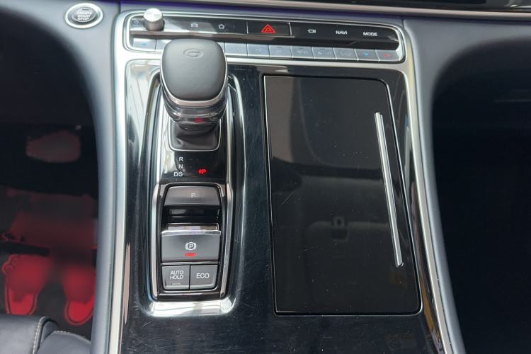 Used GAC Trumpchi M8 2021 Master Series 390T Ultimate Edition Gear Lever