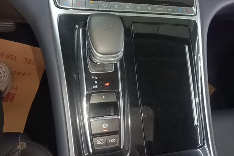 Used GAC Trumpchi M8 2021 Lingxiu Series 390T Deluxe Edition Gear Lever