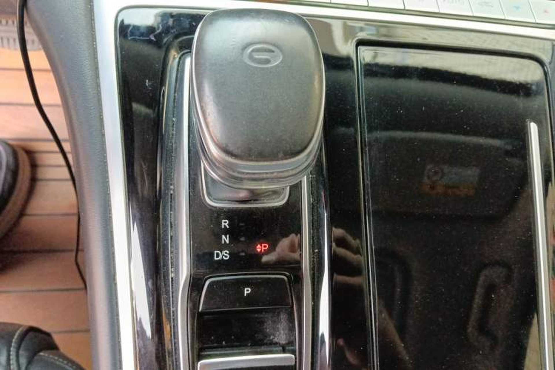 Used GAC Trumpchi M8 2021 Lingxiu Series 390T Deluxe Edition Gear Lever