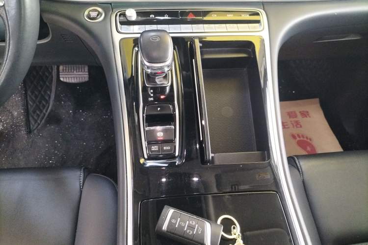 Used GAC Trumpchi M8 2021 Master Series 390T Ultimate Edition Gear Lever