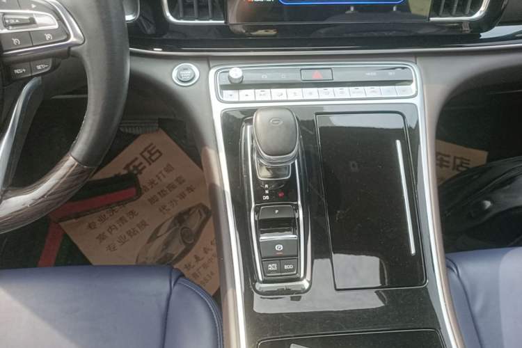 Used GAC Trumpchi M8 2021 Lingxiu Series 390T Deluxe Edition Gear Lever