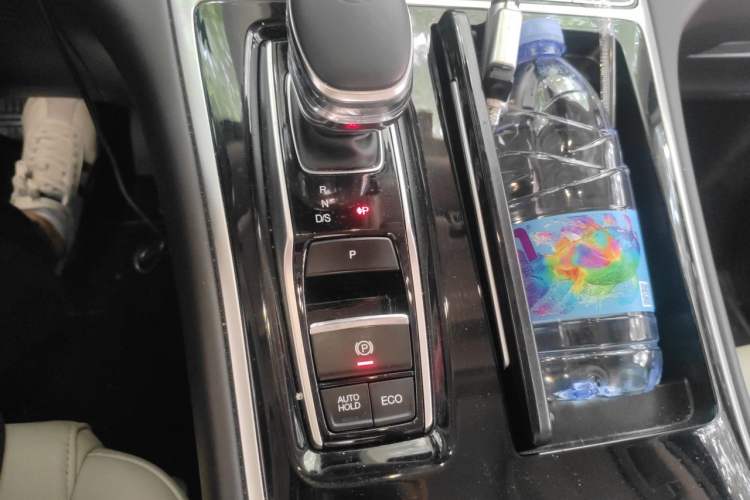 Used GAC Trumpchi M8 2021 Lingxiu Series 390T Ultimate Edition Gear Lever