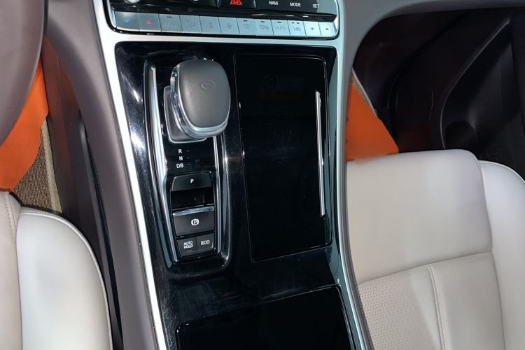 Used GAC Trumpchi M8 2021 Lingxiu Series 390T Deluxe Edition Gear Lever
