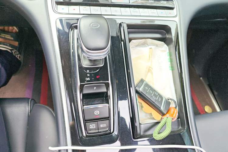 Used GAC Trumpchi M8 2021 Lingxiu Series 390T Ultimate Edition Gear Lever