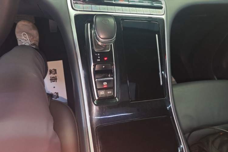 Used GAC Trumpchi M8 2021 Lingxiu Series 390T Deluxe Edition Gear Lever