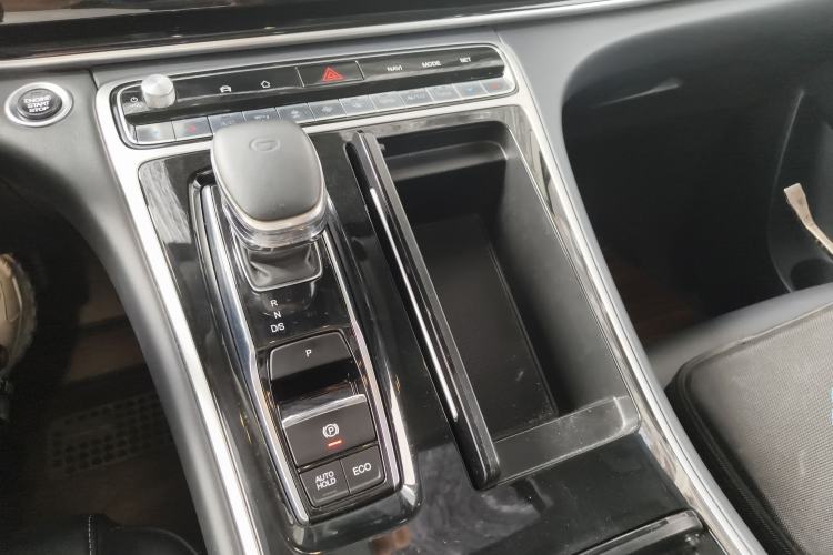 Used GAC Trumpchi M8 2021 Lingxiu Series 390T Deluxe Edition Gear Lever