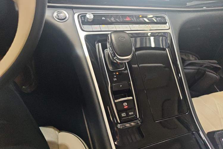 Used GAC Trumpchi M8 2021 Master Series 390T Four-Seat Deluxe Edition Gear Lever