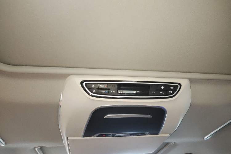 Used GAC Trumpchi M8 2021 Lingxiu Series 390T Deluxe Edition Headliner