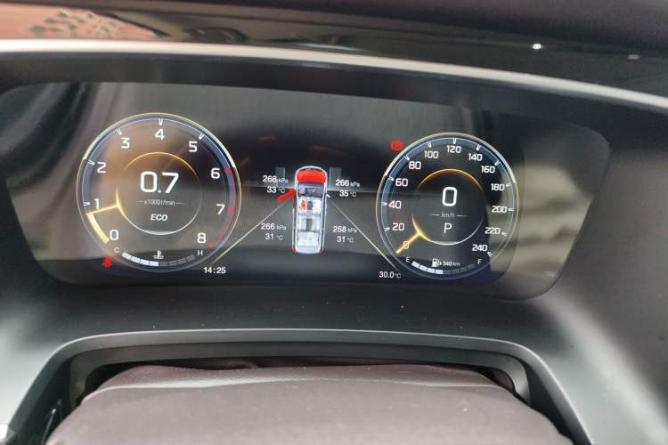 Used GAC Trumpchi M8 2021 Lingxiu Series 390T Ultimate Edition Instrument Cluster