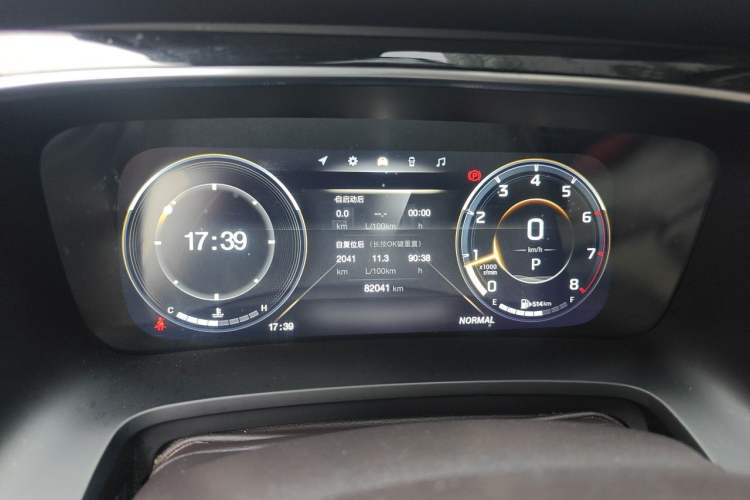 Used GAC Trumpchi M8 2021 Lingxiu Series 390T Deluxe Edition Instrument Cluster
