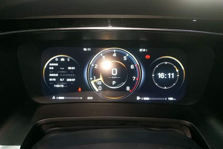Used GAC Trumpchi M8 2021 Lingxiu Series 390T Deluxe Edition Instrument Cluster