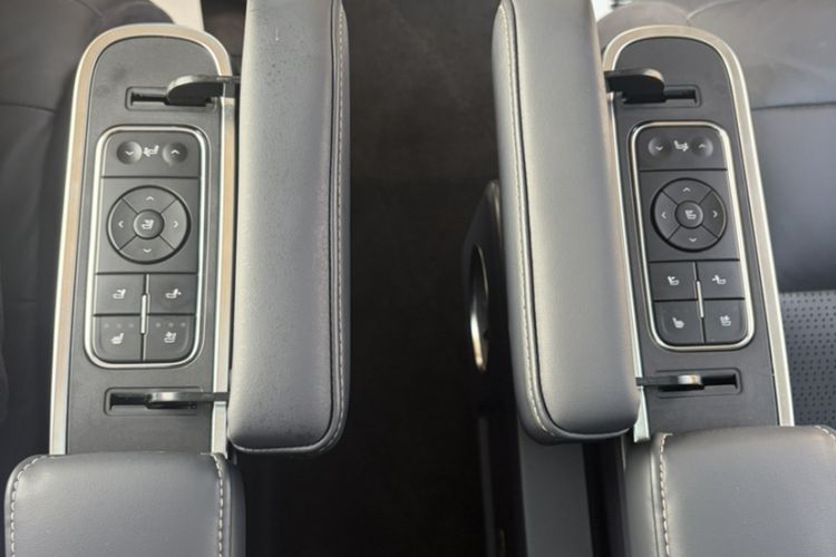 Used GAC Trumpchi M8 2021 Lingxiu Series 390T Ultimate Edition Interior 11