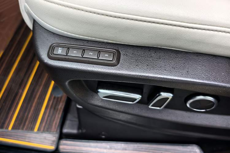 Used GAC Trumpchi M8 2021 Master Series 390T Ultimate Edition Interior 12