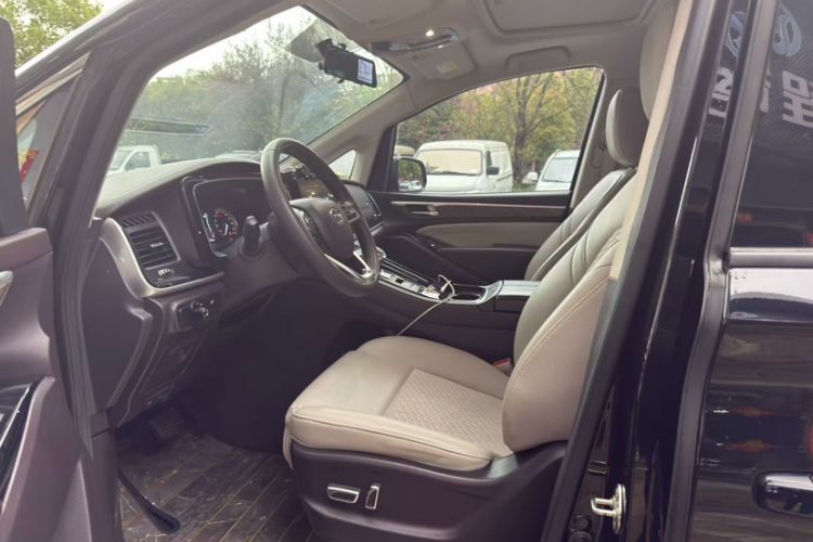 Used GAC Trumpchi M8 2021 Revised Version Lingxiu Series 390T Luxury Edition Interior 2