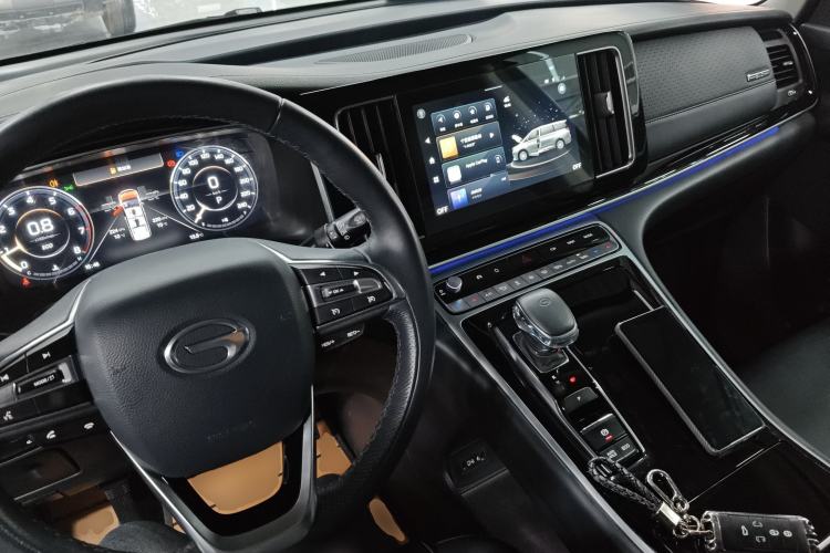Used GAC Trumpchi M8 2021 Lingxiu Series 390T Supreme Wellness Edition Interior 2