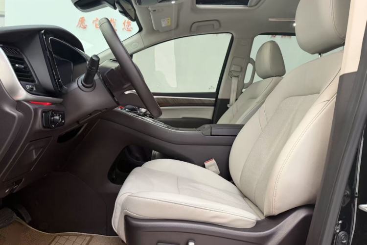 Used GAC Trumpchi M8 2021 Lingxiu Series 390T Deluxe Edition Interior 2