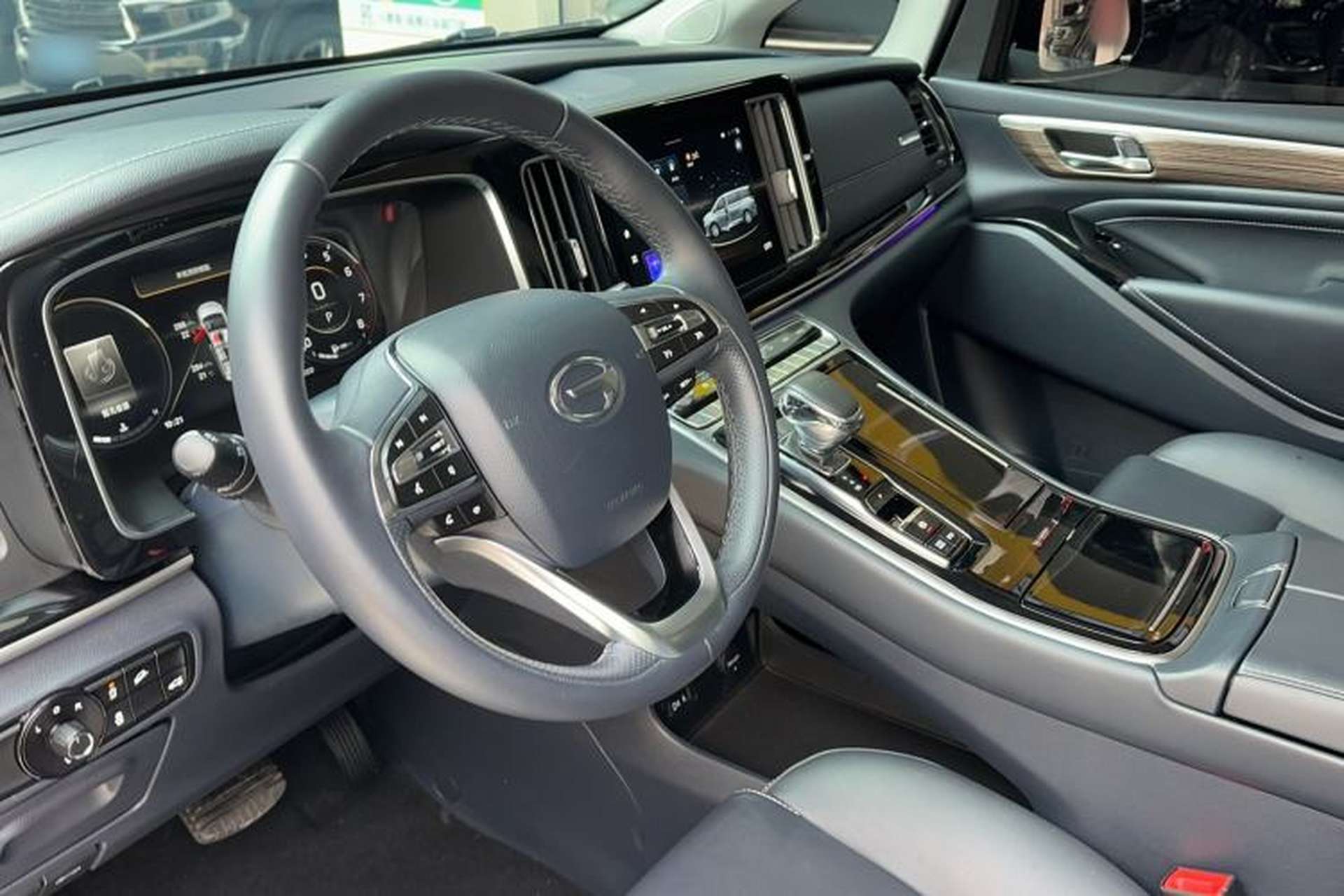 Used GAC Trumpchi M8 2021 Master Series 390T Ultimate Edition Interior 3