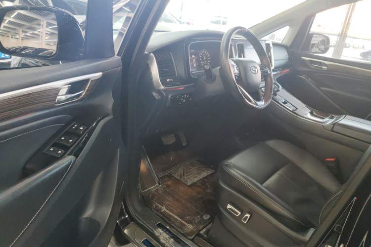 Used GAC Trumpchi M8 2021 Lingxiu Series 390T Deluxe Edition Interior 3