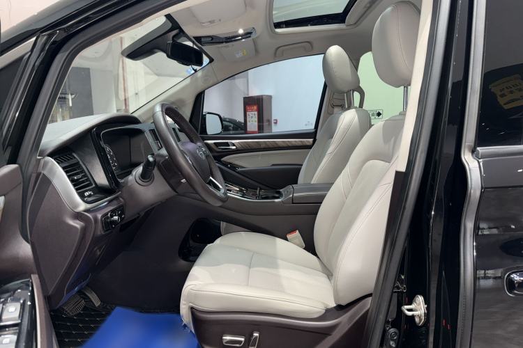 Used GAC Trumpchi M8 2021 Master Series 390T Prestige Edition Interior 3