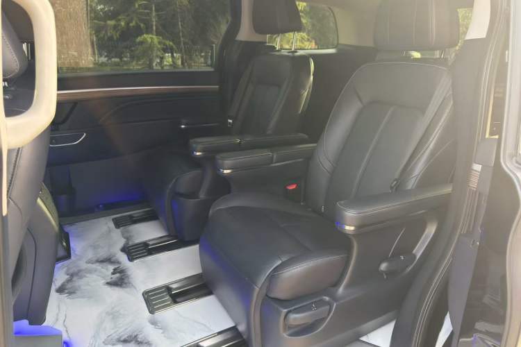 Used GAC Trumpchi M8 2021 Lingxiu Series 390T Deluxe Edition Interior 3