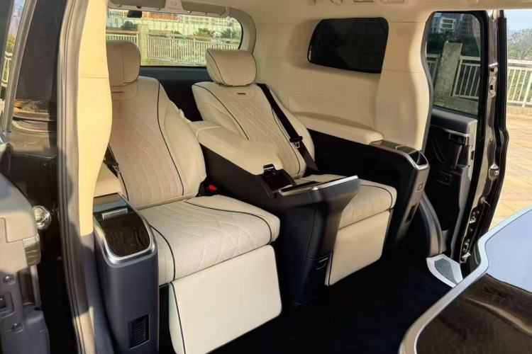 Used GAC Trumpchi M8 2021 Master Series 390T Four-Seat Deluxe Edition Interior 4