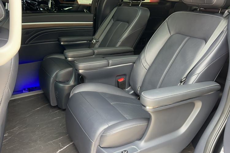 Used GAC Trumpchi M8 2021 Master Series 390T Ultimate Edition Interior 4