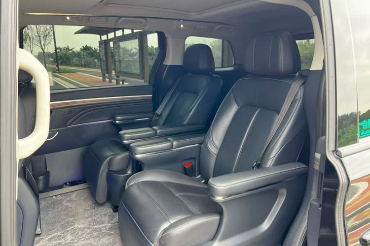 Used GAC Trumpchi M8 2021 Master Series 390T Ultimate Edition Interior 4