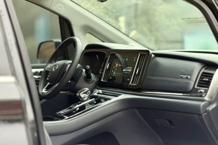 Used GAC Trumpchi M8 2021 Lingxiu Series 390T Deluxe Edition Interior 4