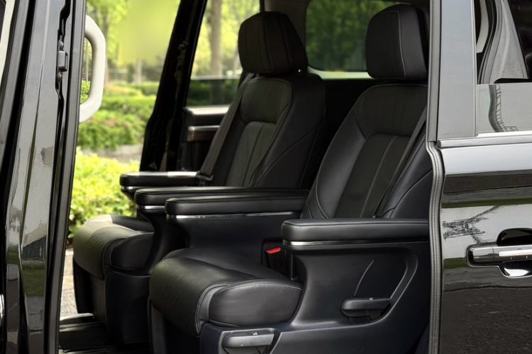 Used GAC Trumpchi M8 2021 Lingxiu Series 390T Deluxe Edition Interior 4