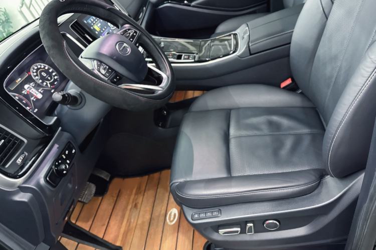 Used GAC Trumpchi M8 2021 Master Series 390T Ultimate Edition Interior 5