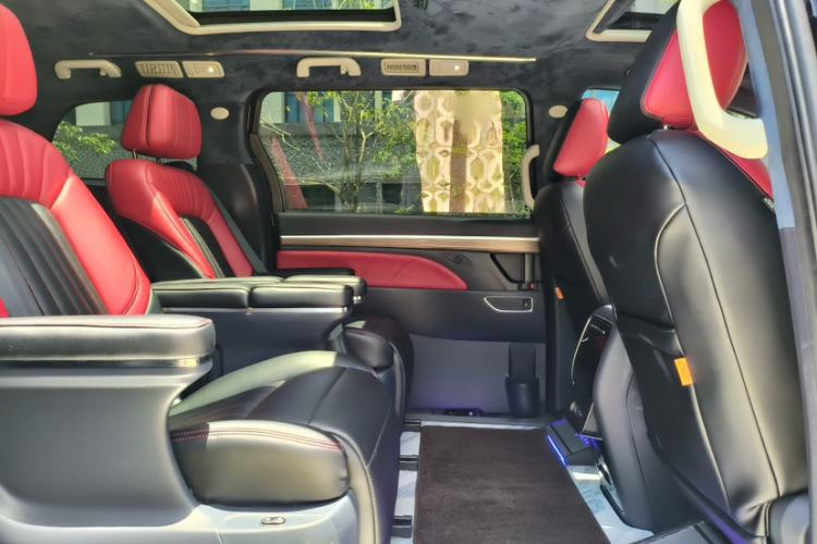 Used GAC Trumpchi M8 2021 Master Series 390T Prestige Edition Interior 5