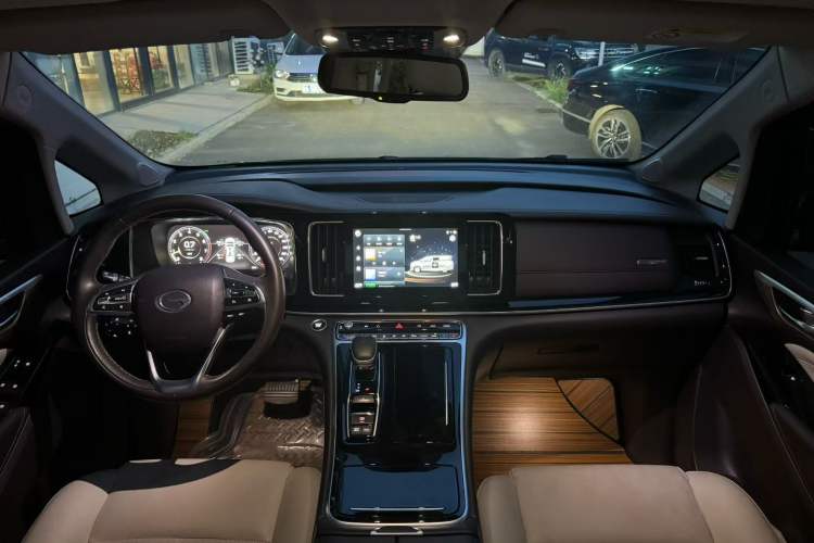 Used GAC Trumpchi M8 2021 Lingxiu Series 390T Ultimate Edition Interior 6