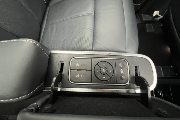 Used GAC Trumpchi M8 2021 Lingxiu Series 390T Deluxe Edition Interior 7