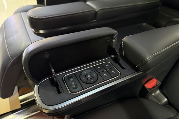 Used GAC Trumpchi M8 2021 Lingxiu Series 390T Ultimate Edition Interior 8