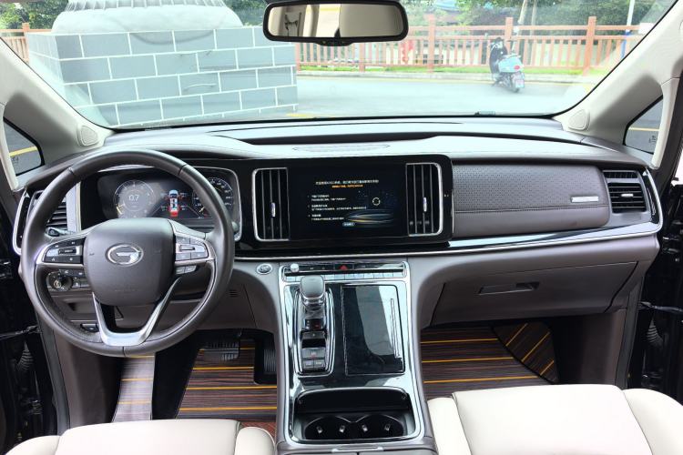 Used GAC Trumpchi M8 2021 Master Series 390T Ultimate Edition Interior 8