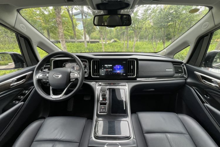 Used GAC Trumpchi M8 2021 Lingxiu Series 390T Deluxe Edition Interior 9