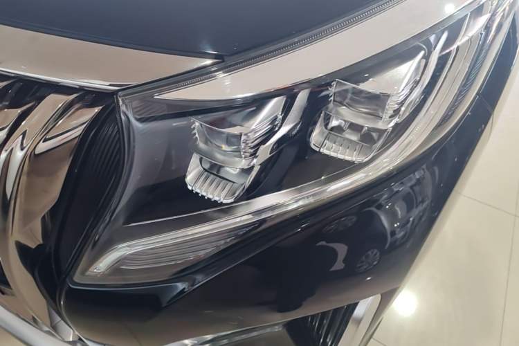 Used GAC Trumpchi M8 2021 Master Series 390T Ultimate Edition Left Front Headlight