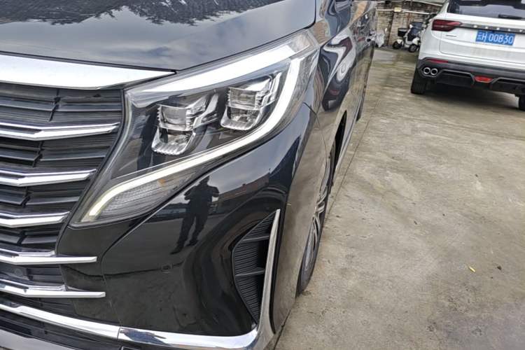 Used GAC Trumpchi M8 2021 Lingxiu Series 390T Deluxe Edition Left Front Headlight