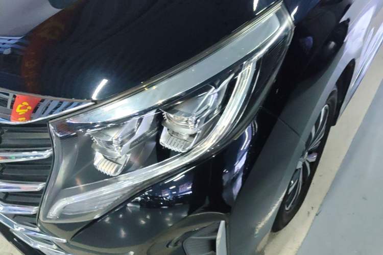 Used GAC Trumpchi M8 2021 Lingxiu Series 390T Deluxe Edition Left Front Headlight