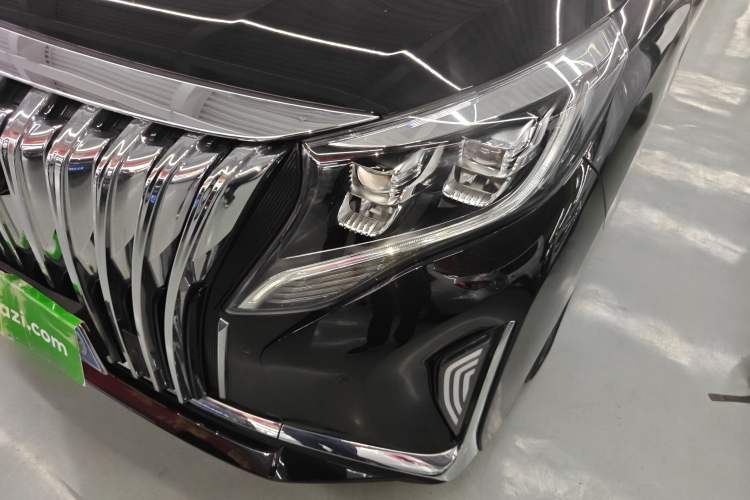 Used GAC Trumpchi M8 2021 Lingxiu Series 390T Ultimate Edition Left Front Headlight