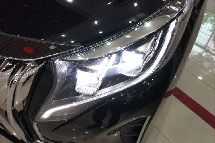 Used GAC Trumpchi M8 2021 Lingxiu Series 390T Deluxe Edition Left Front Headlight