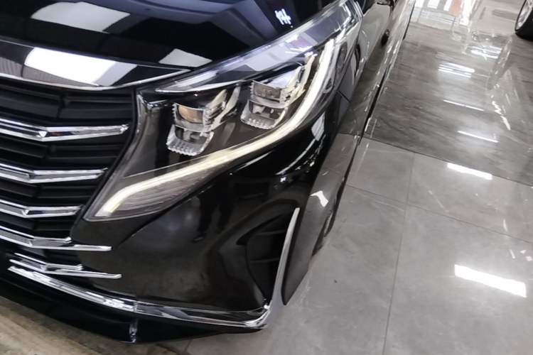 Used GAC Trumpchi M8 2021 Lingxiu Series 390T Deluxe Edition Left Front Headlight