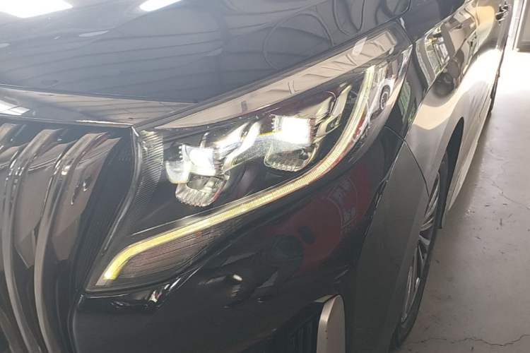 Used GAC Trumpchi M8 2021 Master Series 390T Ultimate Edition Left Front Headlight
