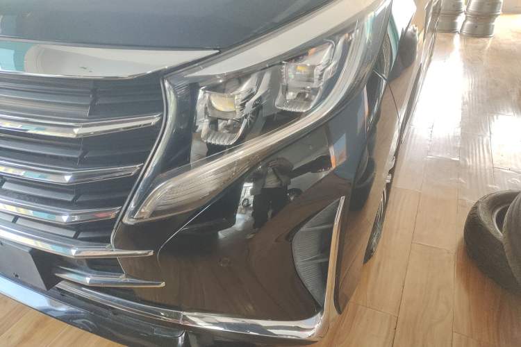 Used GAC Trumpchi M8 2021 Lingxiu Series 390T Deluxe Edition Left Front Headlight