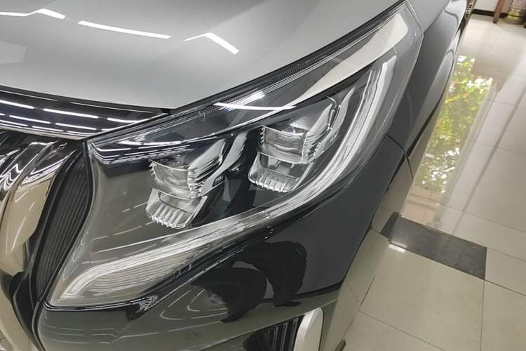 Used GAC Trumpchi M8 2021 Master Series 390T Four-Seat Glory Edition Left Front Headlight